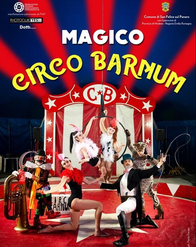 Il Barnum di Piazza Manin quando la quotidianità è trasformata in un circo